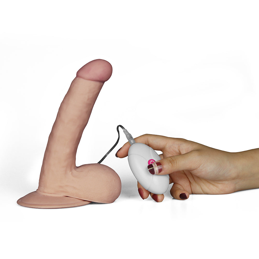 Lovetoy The Ultra Soft Dude 18 cm Realistik Titreşimli Penis Vibrator LV1091