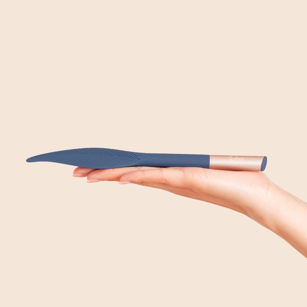 Deia The Feather Vibrating Tickler Titreşimli Tüy Vibratör