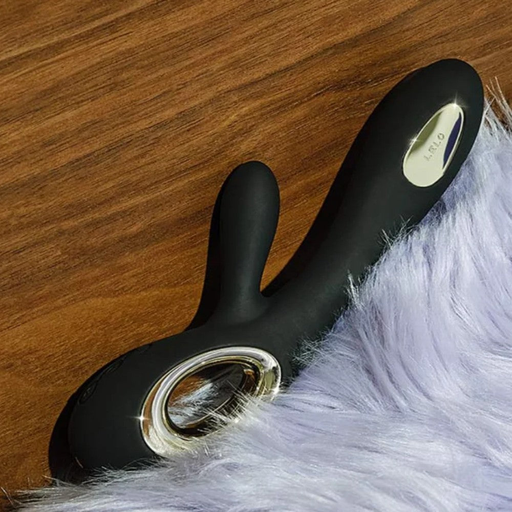 Lelo Soraya Wave Dual-Action Rabbit Vibrator Black